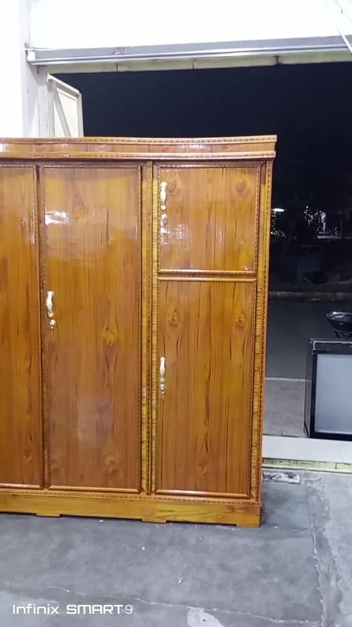 معرض الفهد 👑  للأثاث الجديد والمستخدم  
نراوس جديد بل مستخدم  مع دفع فرق
نشتري مستخدم ‼️
العنوان: الرمادي التأميم مجاور راشي رشيد 
مقابل تانكي ام عمار 
يوجد توصيل داخل الرمادي فقط
للاستفسار الاتصال على الرقم:***********
الرقم :***********
