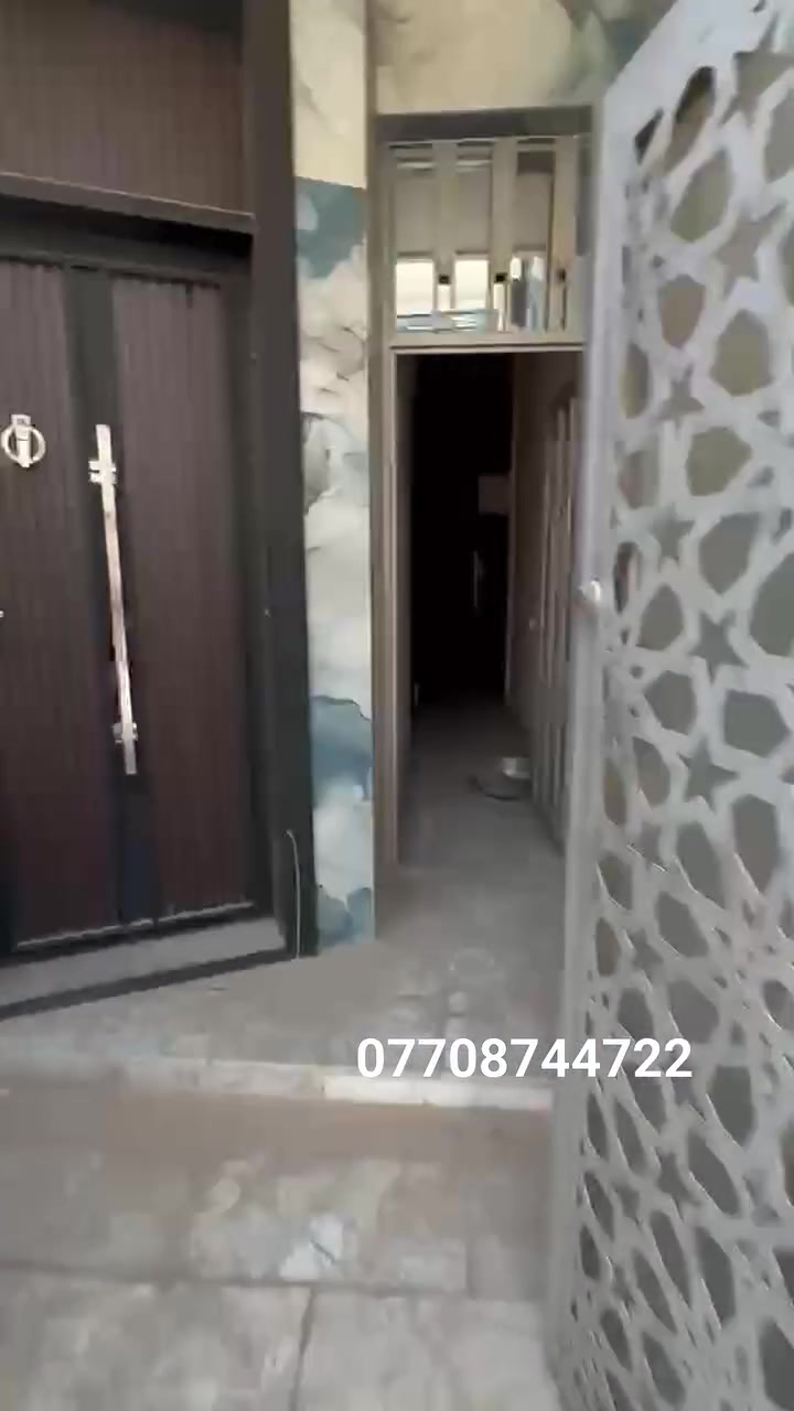 بيت 80 م استقبال حولي 4 غرف النوم الشعب مجاور محطه سما بغداد قريب على شارع العام جنس الأرض ملك صرف زراعي سند 25. 
تضمن حقك بمكاتبه و انذار و نسخه من سند 
للتواصل *********** 
***********
