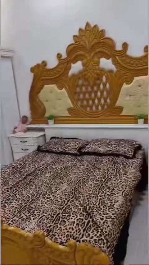 واتساب ***********
