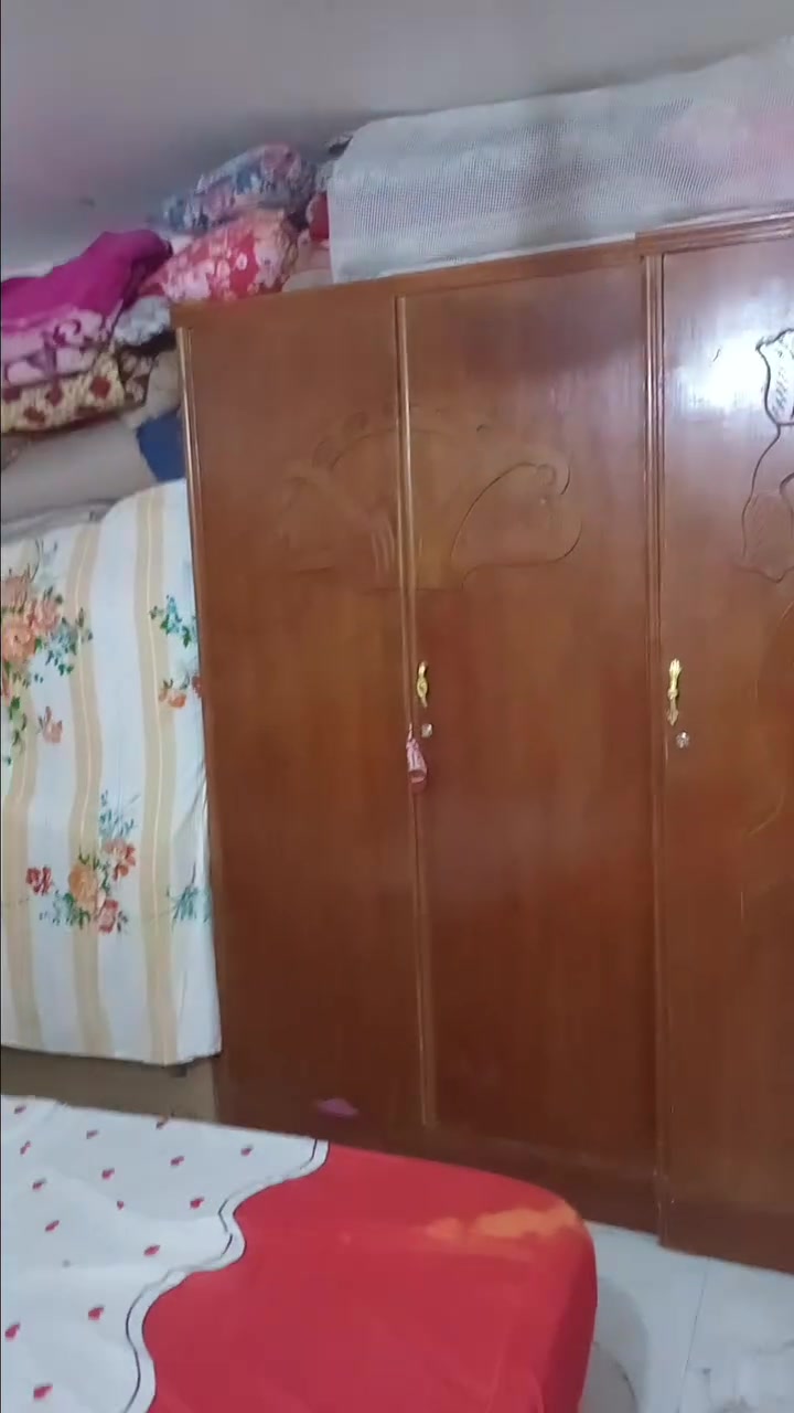 غرفه نوم للبيع طباخ حجم كبير مجمده الحافظ اخت الجديده ديوان تزكام ١١ مقعد كلهن جدد مكاني الديوانيه شارع الوكفه *********** بي واتساب
