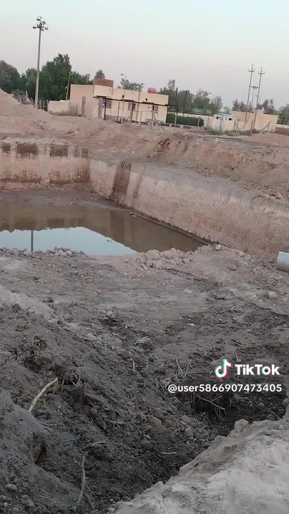 لحفر الابار الارتوازيه
***********
***********
يعلن عن حفر الابار بكافة الاحجام
غسل وتنشيف الابار 
حفر الركائز
حفر النقاط 
حفر وفحص التربه
وعمل كافه المقاولات العامه
نعمل في كافه محافضات العراق
دقه في العمل وسرعه في الانجاز

***********
