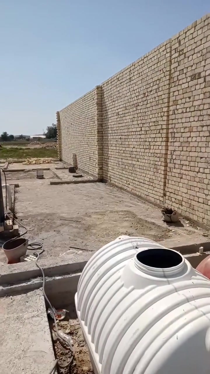 السلام عليكم كادر خلفات بناء مصري شغل درجة اولى اسعار مناسبه للجميع رقم الواتساب ***********@@
