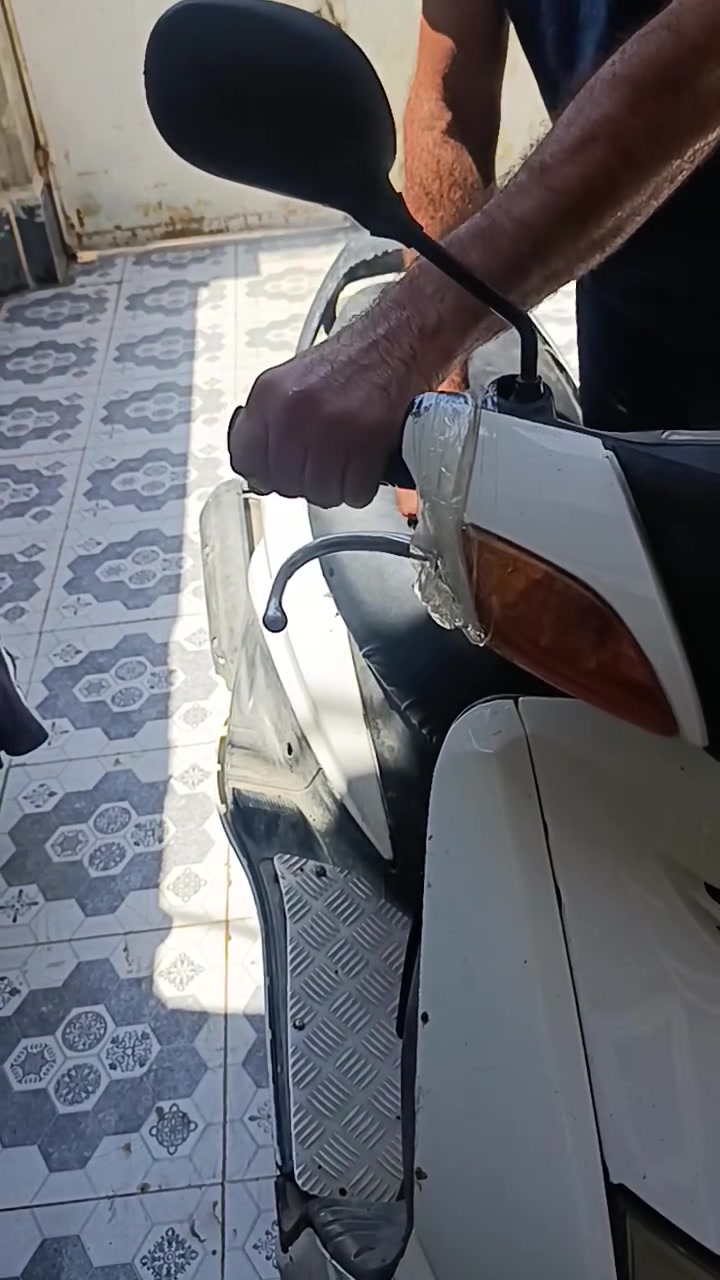 دراجه سكنس نثيه للبيع او مراوس بدراجه سيفان ***********
