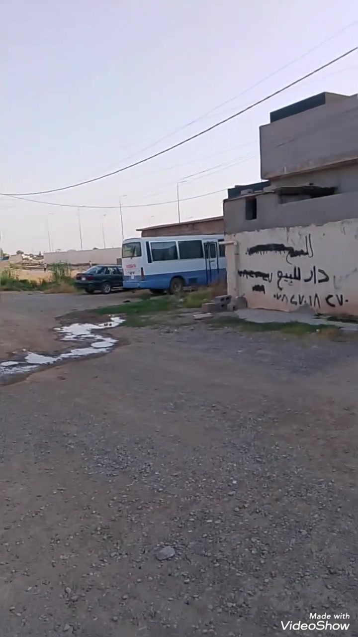 سلام عليكم مشتمل 125 متر للبيع طابوزراعي بظهر البيوت الصاده على  سايلوة حويجة  الابراهيميه الشراي يخابر سعىر 20بي مجال غير متواجدعلى فيس بيت كامل بس يحتاج صبغ واضح بلاتصوير الاموشراي رجاأن لا يكسر بالمال الاستفسار رقم الهاتف ***********
