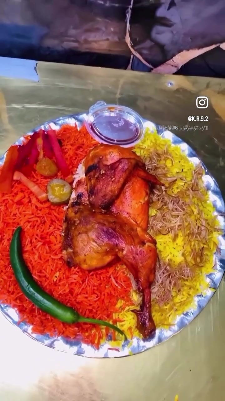 اللهم صلي ع محمد والي محمد 
عروضنه مستمره عشاء وغداء 
اللحم ذايب والطعم يفتح النفس 🥘
الطرشانه والفاصوليه العراقيه الاصيله من ايد مطبخ كرار💕
كافة العروض متوفره 
#مطبخ-كرار.. نكهة راقية للناس الراقية..💗
للحجز والاستفسار يرجى الإتصال على (***********)☎️
عنوان الناصريه شارع بغداد 🗺

التوصيل متوفر لجميع مناطق ناصريه 
مطبخ مختص بتوصيل والبيع المباشر#ناصريه #ذي_قار #مجبوس #مندي_لحم_دجاج
