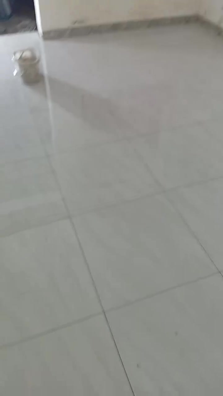 اسلام عليكم خلفه سرميك وبرسلين اشتغل ارضيه وجدران بغداد فقط ***********
