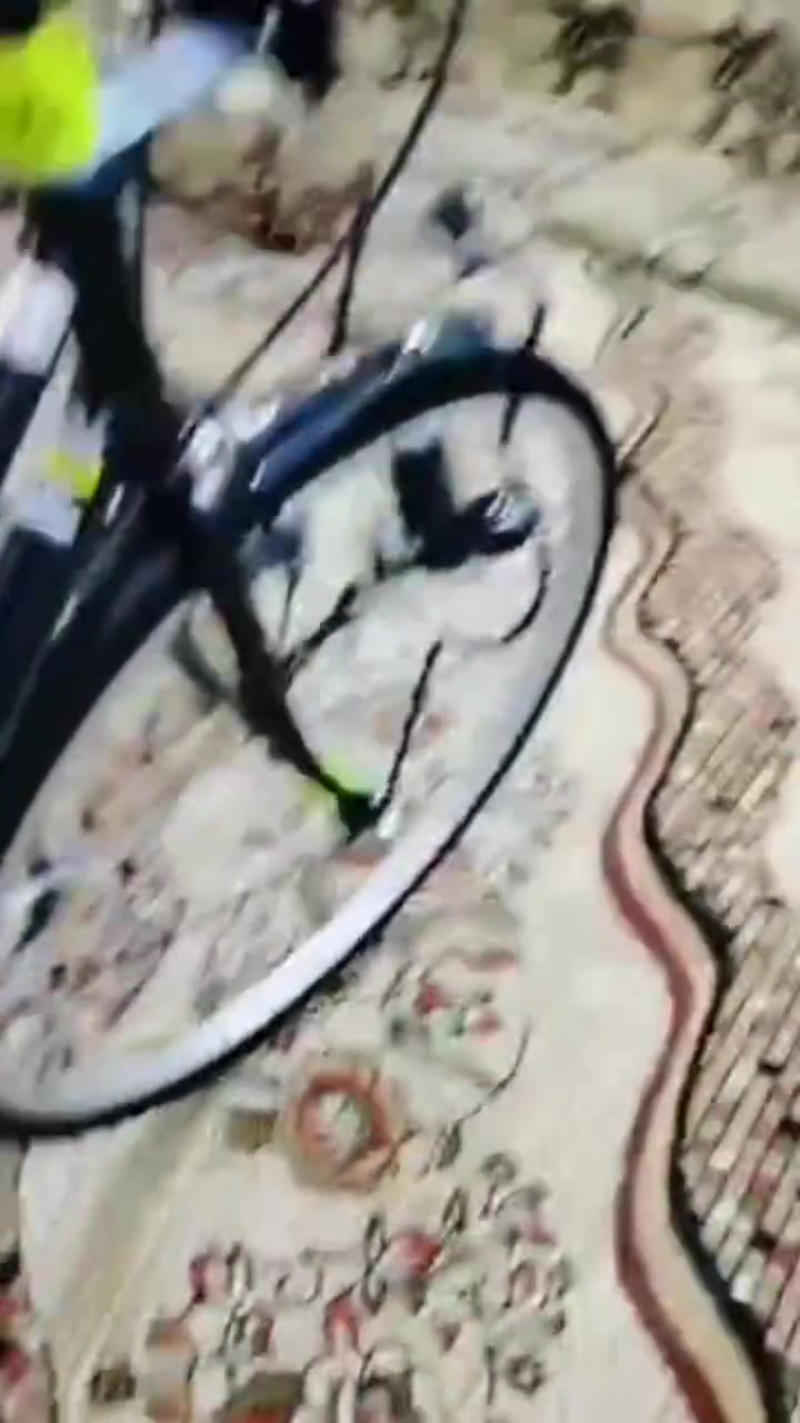 بايسكل • للبيع • العماره