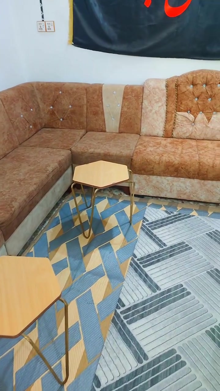 سلام عليكم تخم كامل للبيع نظيف كلش وياه طبلات كامل مسعجل عل بيع مكاني نجف تصلو عل رقم ***********
