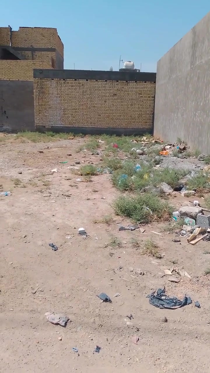 قطعه للبيع 180 متر بشارع ابو حمد قريب على سدة الجبور  للاتصال على هذا الرقم   ***********
