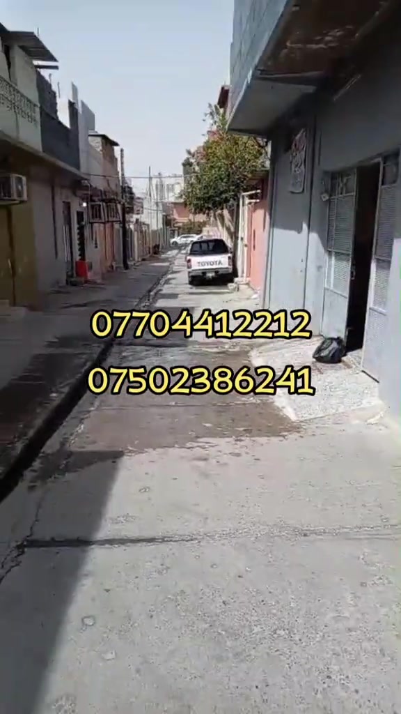 دار للبيع في حي الزائر مساحة ٩٠م مكون من ٣ غرف نوم طابق ونصف خدمات ارية السعر ٨٠ مليون وقابل للتفاوض للاستفسار الاتصال على الاىرقام *********** *********** #عبدالحليم_حافظ #الموصل_دهوك_اربيل_بغداد_كركوك #الشعب_الصيني_ماله_حل😂😂 #عقارات #جمهورية_العراق 

نص مكتوب في الصور:
- ***********
- ***********