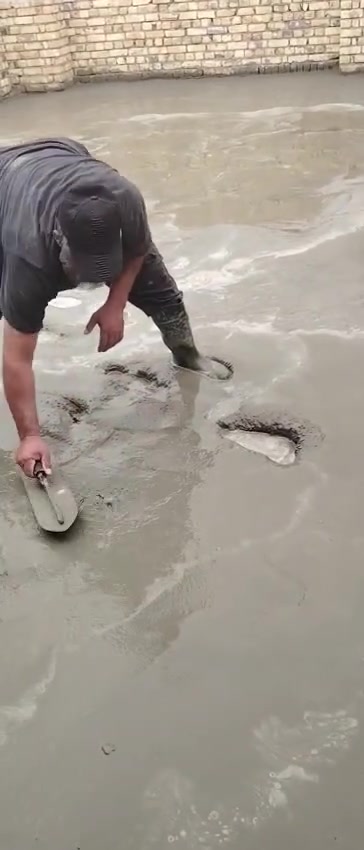 سلام عليكم يوجد لدينه كادر عمال +لصب +تنكير+مجاري +تصليط صطح تراب+زفت صطح+ويوجد ونج كافت العمال يوفقكم الله -***********@
