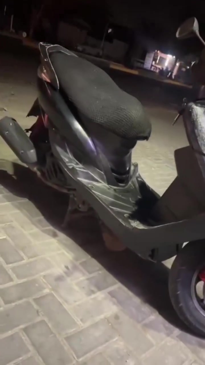 سلام عليكم دراجه ثعلب للبيع دراجه مكفوله كفاله عامه مكينه ما ملعوب بيهه عل فحص كفرات بلاد ختم واحد ويه السكنات تجي تأخذ راحت بالك السعر 550 وبيه مجال العنوان بغداد حي الجهاد الاتصال على رقم ***********
