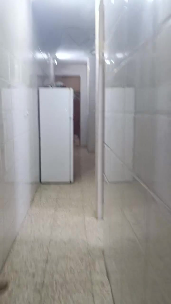 بيت ١٠٠متر بحي البساتين شارع الجامع المرتضى رابع فرع عل يمنيه البيت نضيف السعر ٥٥وبي مجال بسيط بسيط ***********
