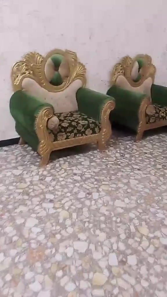 تخم اخو جديد ١٠نفر كامل سعر 350 ديالى ***********
