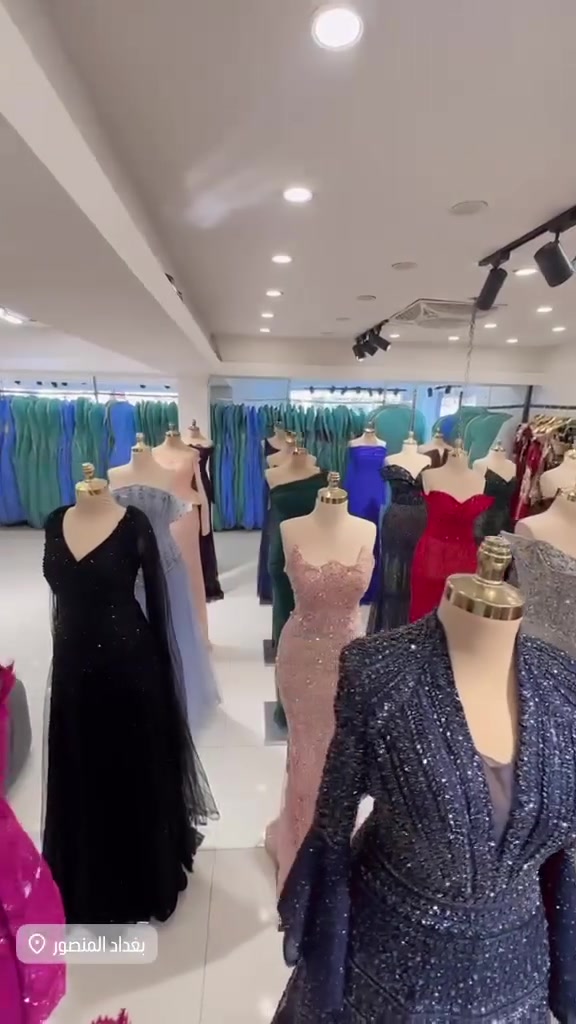 عروض شهر فقط 💣
فقط فرع الزعفرانية ‼️👁️‍🗨️
عروضنا بدلات او صالون 
حنه او عرس او صالون حنه او عرس ويا ملحقات 350 الف 
مهر او صالون او كوشه 250
اي فستان 👗 30 الف
اي كوشه داخل الزعفرانيه 125
