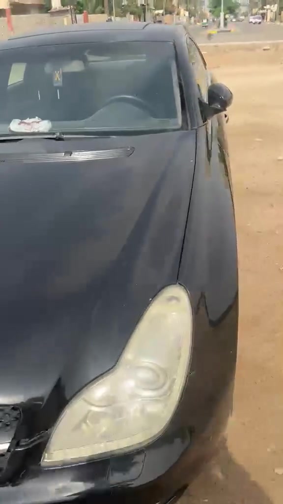 سيارة • ماكو تفاصيل