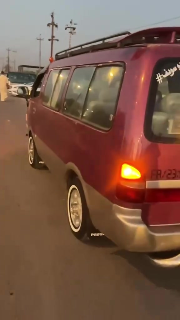 سلام عليكم سياره للبيع موديل 96الرقم ***********
