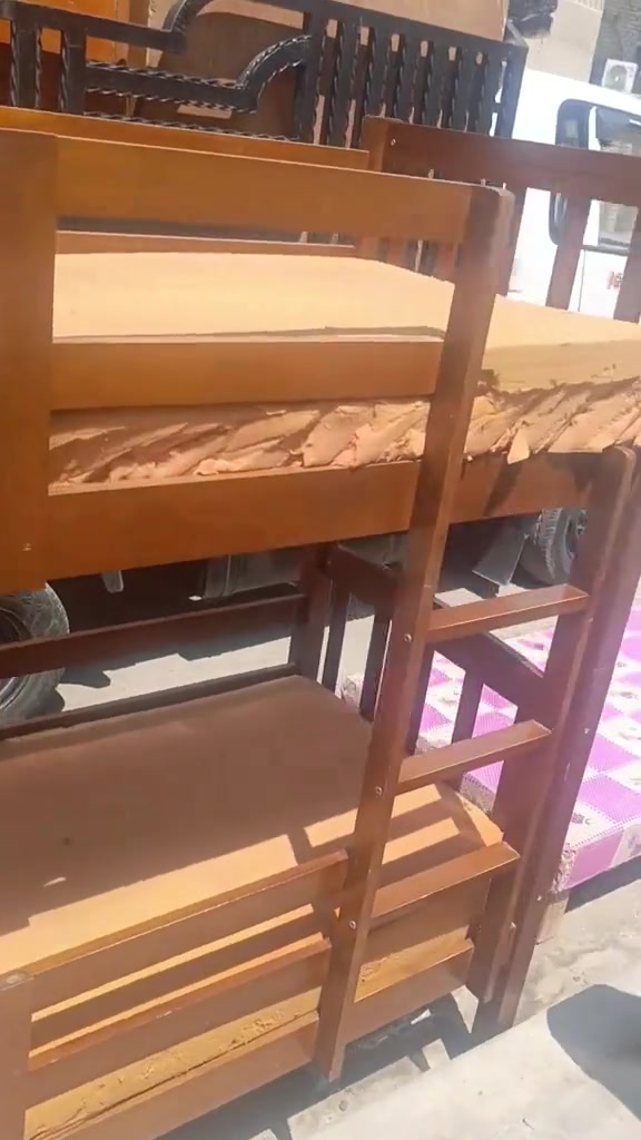 السلام عليكم جرباي تسكام نفس هاي بس غير مديل نضيفه مكاني نجف حي ميسان ***********

