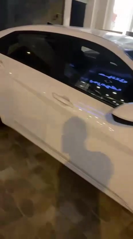 السلام عليكم 
النترا 2025 
سياره جديده نص فول السياره 
ماشيه 6000 
رقم اربيل تحويل او وكاله 
***********
سعر 158 وبيه مجال بسيط
وكلشي ناشر حادث الباقي مكفول عدا حادثهه مال امريكا
مكاني بغداد الكاظميه
