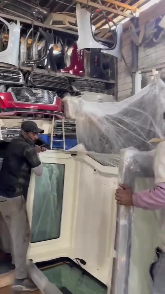 🛻قمارة رانكلر جميع الالوان
📲للاستفسار الاتصال على هذا الرقم *********** 
📍متواجدين يومياً من١٠ صباحاً الى ٧ مساءاً
📍العنوان:بغداد- الكرادة - مجمع مشن
