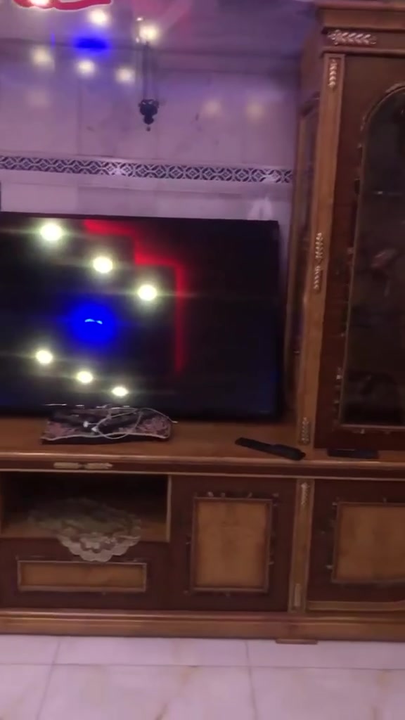 معرض تركي • نظيف • زيونه