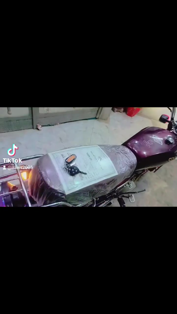 السلام عليكم سونلك خمسه گير موديل 2025 منفيس اوراق كامل ماطور صفر ريمود  تشغيل عن بعد دشبول ايباد شاشه محرك كبس مامفتوح كهربائيات كلها شغاله سلف لايت اشاير 
سعره 590 الف. مكاني كركوك ***********
