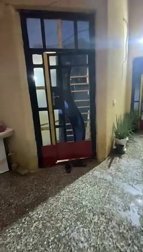 السلام عليكم بيت للبيع في منطقه سويب قريب على قريه مياح طابو زراعي مساحه 120  الواجه 6 نزال 20 السعر 105 بي مجال
***********

السلام عليكم بيت للبيع في منطقه سويب قريب على قريه مياح طابو زراعي مساحه 120  الواجه 6 نزال 20 السعر 105 بي مجال
