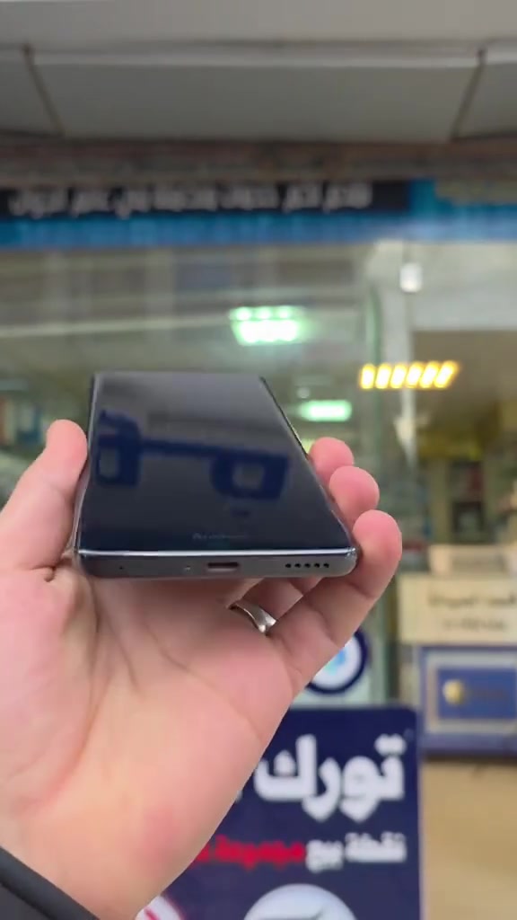 HONOR X9c استخدام قليل جهاز نضافه ٩٩ كامل sملحقات مراوس بلترا
