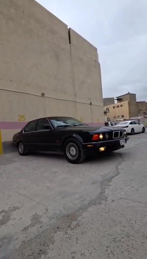 بي ام دبليو ٧٣٠ • موديل ١٩٩٤ • كەلار