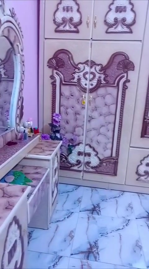 غرفة اخشاب جديدة ونضيفة متسعجل عل بيع
سعرهه 725 وبيهه مجال بسيط
متوفر فقط واتساب ***********
