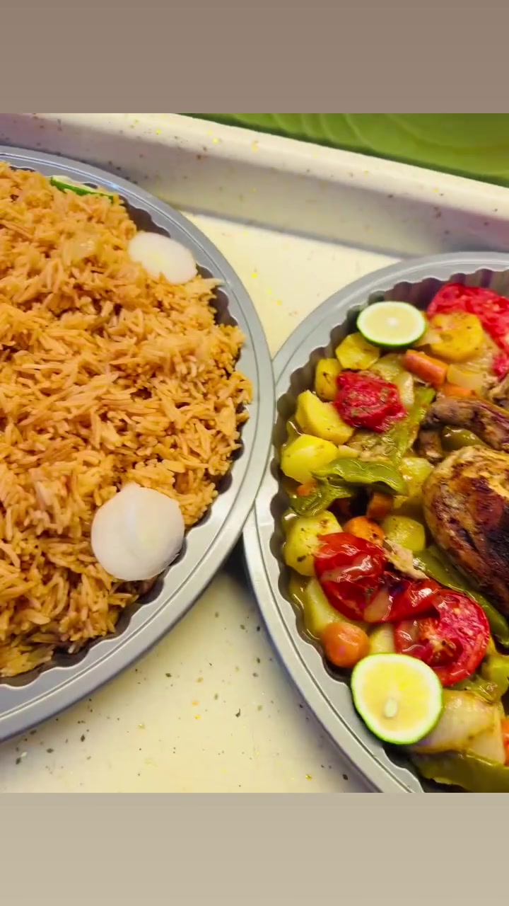 مطبخ ام حبيب 👩🏻‍🍳
نفتح الحجز على جميع الكلات والكبب والمعجنات 
تجهيز طلبيه وجبه غدا دجاج بلفرن مع الخضار ورز احمر 
الف عافيه 
متوفر خدمه توصيل 🚚 
رقم الحجز ***********
