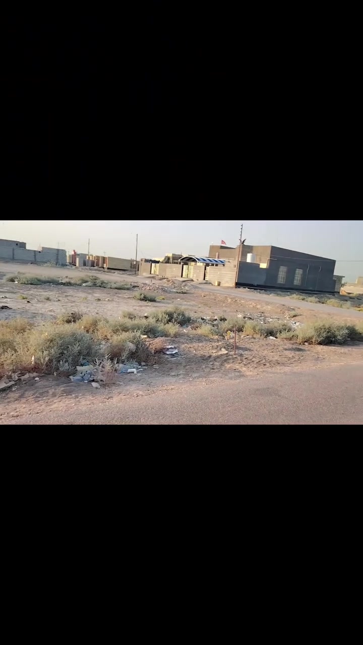 قطعت أرض البيع بحي السعادة
المساحه 300
طابو زراعي سند 25
ع شارع الريسي
الاستفسار ***********
