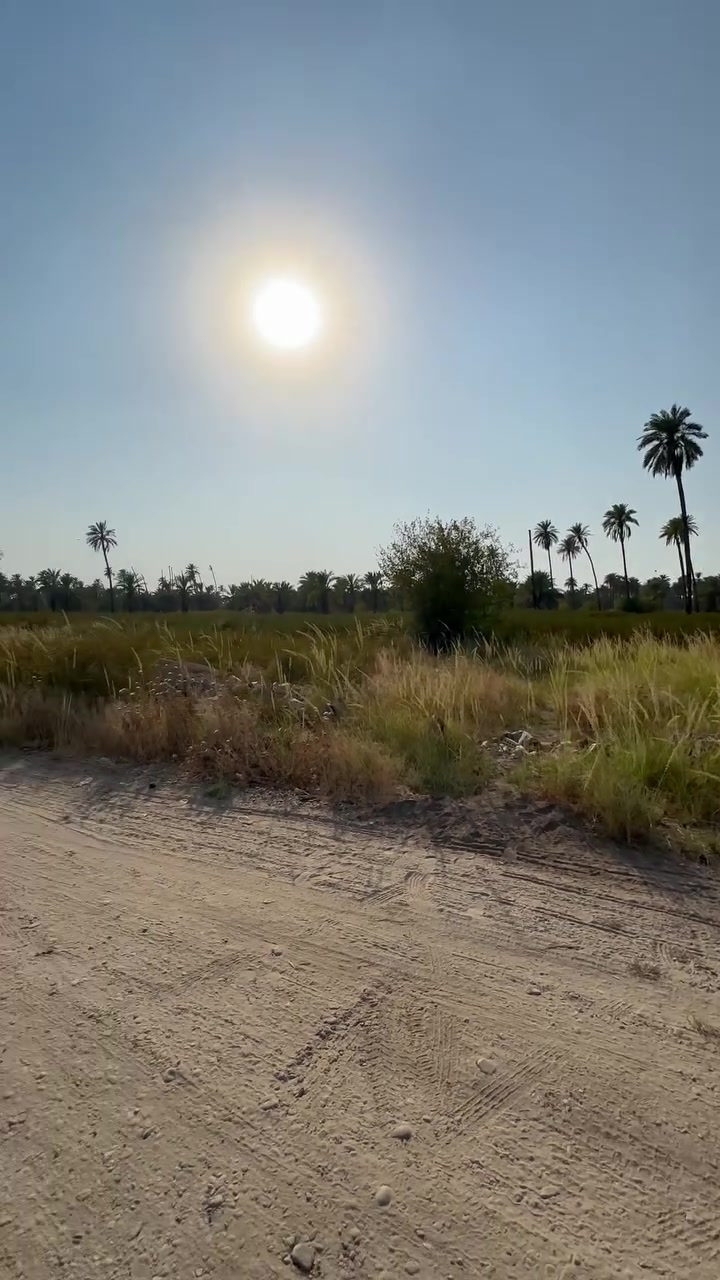 🌿 فرصة استثمارية مميزة للبيع في الفحامة 🌿
📍 الموقع: الفحامة – قرب جزيرة بغداد السياحية
📍 شارع سبيس

✅ المساحة الكلية: 5 دوانم
✅ التقطيع: حسب طلب المشتري
✅ سند الأرض: ملك صرف زراعي (سند 25)
✅ تحويل الملكية: باسم المشتري في نفس اليوم
✅ عرض الشارع: 14 متر
✅ الخدمات المتوفرة: ماء وكهرباء
✅ واجهة الدونم الواحد: 49 متر

✨ أرض بموقع مميز، مناسبة للاستثمار أو السكن أو المشاريع الزراعية، مع إمكانية شراء المساحة التي تناسب احتياجك.

📞 للاستفسار والمراجعة:
مكتب إيفا للوساطة العقارية
📱 سيف: ***********
📱 صفوان: ***********
