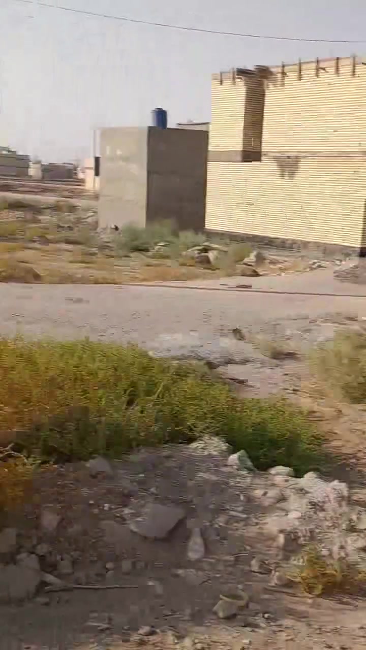 السلام عليكم قطعه أرض سند 25 حي الجامعة حي جديد كامل خدمات قطعه تجاريه ع شارعين المساحه 85 متر وجه القطعه 13 ونص استفسار ابو حسام ***********
