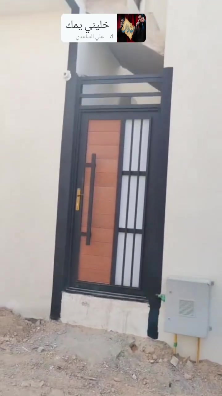 ٦٠ م كرنكريت اساس وسقف غرفتين ومطبخ حي الرحمة قرب مطعم ثابت ب ٣١ مليون
***********
