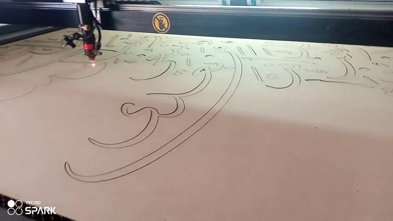 #متوفر 
#تخريم #حروف 
تصميم وتنفيذ حسب الطلب 
للتواصل واتساب 
***********
 #نقش #حفر #طباعه
 #مطبعه #cnc #co2
