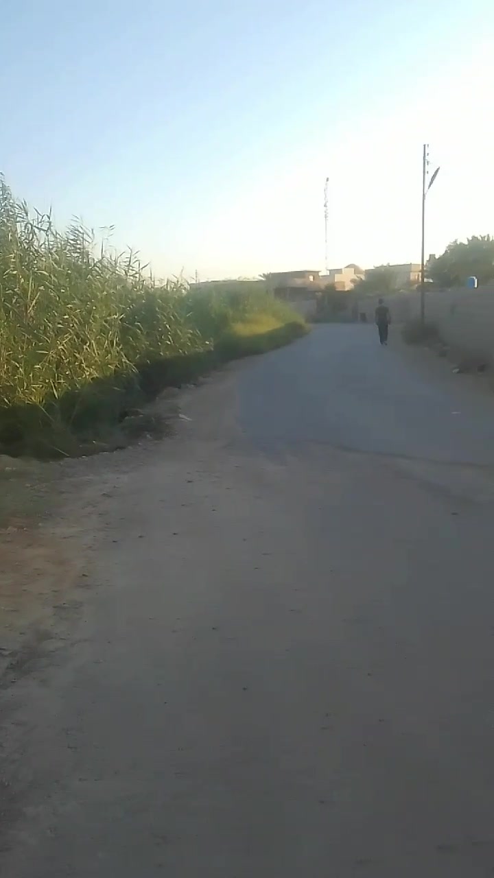 سلام عليكم اريد شريك محل غذائية 
مكان المحل بل مشاهدة يم جامع الخضر
***********