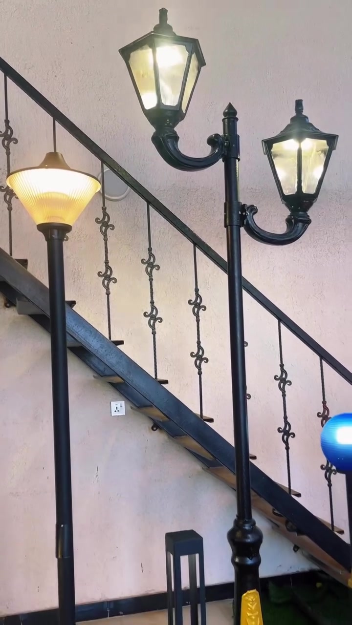 عمود ديكوري انارة ليد 100واط
✨شركة sunlight للأعمدة انارة و نشرات و مستلزمات الحدائق ✨
🌟 في Sunlight، أعمدتنا ليست مجرد إنارة… بل تحف فنية تُضيء بذوق، وتُدهش بجمالها!

💎 مثالية للحدائق، الممرات، الفلل، الساحات، وكل مساحة تستحق لمسة انارة .

📍 الموقع: اواسط - مدينة الكوت - طريق العمارة
📞 للحجز والاستفسار:
ناصر الطائي: ***********
م. فاطمة الطائي : ***********

🚚 سارع بالطلب الآن – الجمال، الجودة، والسعر المناسب… كلها تجتمع هنا!

#أعمدة_ديكورية #إنارة_خارجي #ديكور_راقي #سدة_الكوت #تصميم_حدائق
