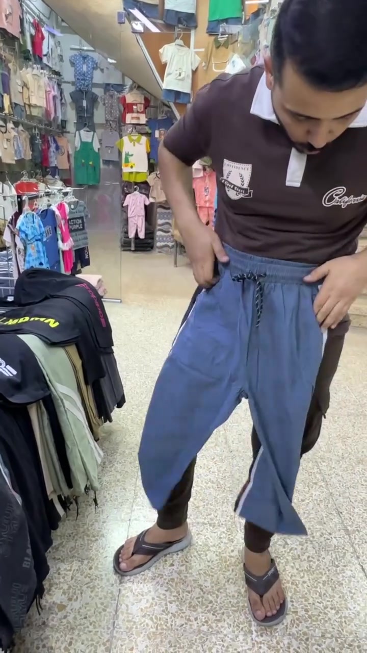 :- برمودة شبابي + رجالي M-L-XL-XXL-3XL
:-برمودة ستن شبابي
 :- الكمية محدودة 
:- انسب الاسعار 
🚚:- توصيل الى جميع محافظات العراق 
📞:- للاستفسار -***********
📍:- بابل - الحلة - سوق الحلة الكبير - 
محلات حامد ابو علي
