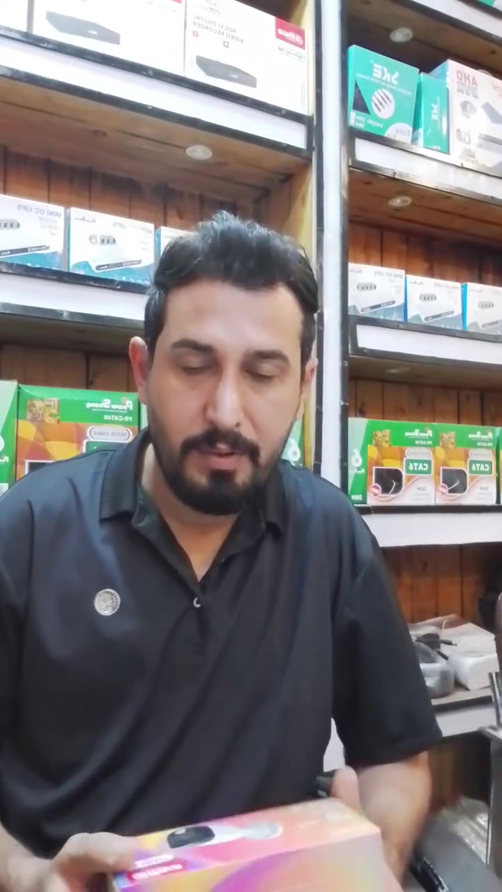 كامرات دهوى 2 ميكا عدد 4 فلاش وصوت مع كامل الملحقات 
بسعر 220 الف 
يتوفر البيع قسط عن طريق ماستر الرافدين 
📍السدير شارع السوق مجاور اسواق حجي حامد
📞 ***********
