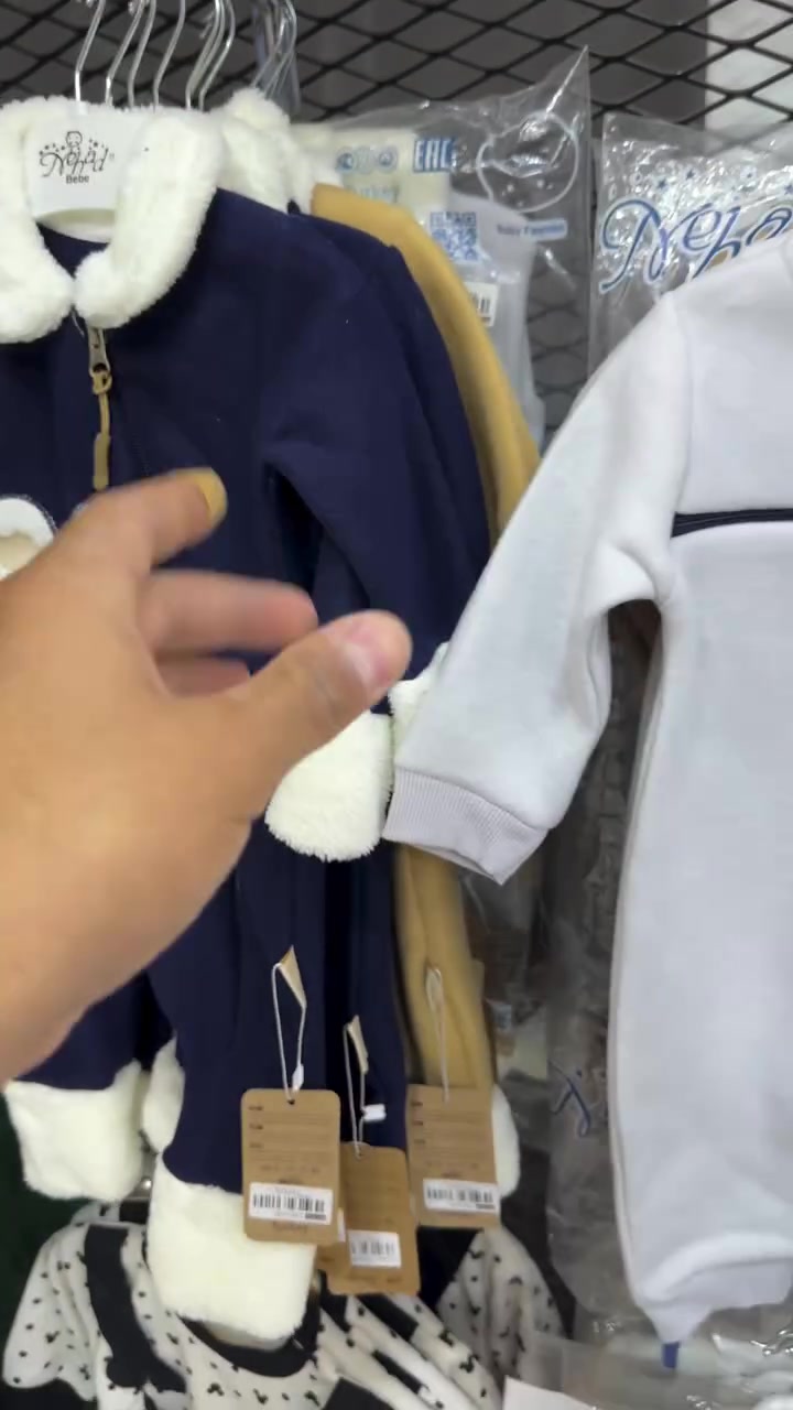 NEW COLLECTION 🍂 
الموسم الجديد يبدأ من هنا 
اكتشفو من مجموعه خريف وشتاء 2026/27 الأن في مجمع الأصايل 

توصيل داخل سامراء 1,000
توصيل  داخل صلاح الدين 3,000
توصيل محافضات 4,000
مجمع الأصايل ✅
سامراء حي الافراز نهاية شارع جامع القريشي ✅
يتوفر لدينا توصيل سامراء وجميع المحافضات ✅
للاستفسار ☎️ ***********
