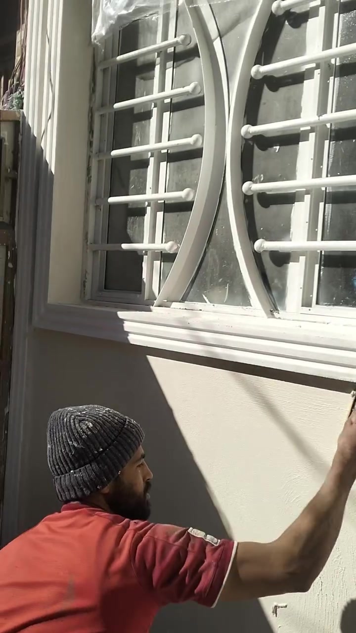 السلام عليكم لباخ مصري متفرغ حاليا شغل درجة اولى تسليم مهندس سعر مناسب وجهات لبخ فوم طلس تطعيم تصفير سقل ناعم تشميع جراره نثر لكل اعمال البخ احترام الموعد***********
