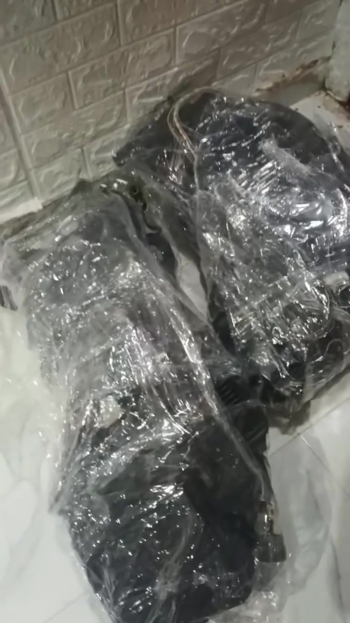 ظفاير سيراتو 1600 خليجي كير 6 نمر مع قاعدة لفيوزات تفصيخ بلاد زيرو
***********
