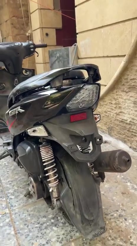 سلام وعليكم
جيتي ار
للبيع 
الدراجه حلوه 
مفتوحه
ولبجم موجود 
سعر 800وبيه مجال 
مكاني بغداد كراده ساحه الواثق 
الرقم ***********

