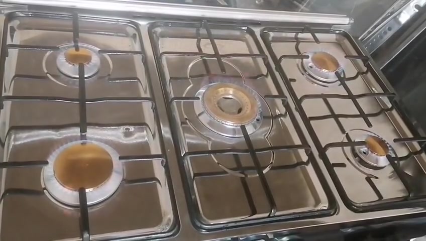 للبيع: طباخ فريش مصري أصل ونظافة علعال! 🔥
إذا تدور على طباخ قوي، ينشد بيه الظهر، ويتحمل كرف ومكفول من كلشي، هذا الطلب مالتك:
​الماركة: فريش (صنع مصري أصلي)
​الحالة: نظيف جداً وشغال بشرط المعاينة والتجربة
​المميزات: نار قوية، شعلة منتظمة، وتصميم مرتب للمطبخ
​السعر: 230 ألف دينار (قابل لتفاوض بسيط للجادين)
​📍 العنوان: بغداد - حي البتول (قرب جسر المشاة)
📞 للإستفسار أو الشراء اتصل على الرقم: ***********
​(الشراي الجاد يتصل وما نختلف وياه إن شاء الله)
