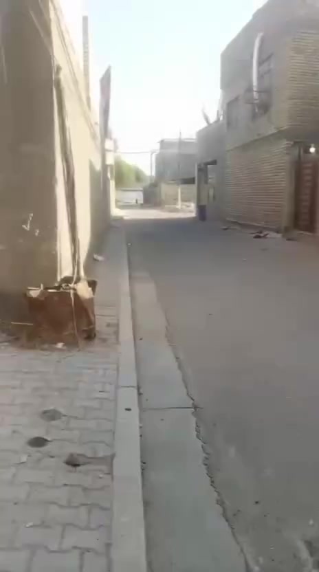 بيت للبيع مساحة 200 متر الشعب نهاية الفورتات خلف السدة السعر 95 وبي مجال اتصل لمعرفة تفاصيل اكثر  ***********
