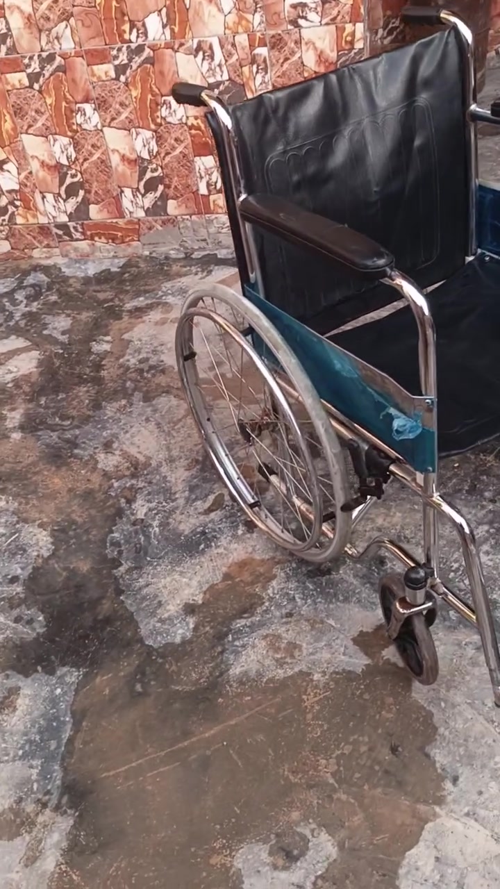 عربانه مال معاقين جديد استخدام شهر 
سعر 75 وبيها مجال قليل مكان بابل شارع 80 مال كربلاء يم قبة ذهبية رقم ***********
