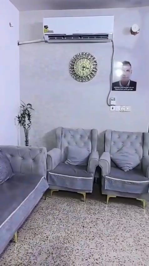 غراض منزل للبيع للاستفسار اتصال عل الرقم ***********

