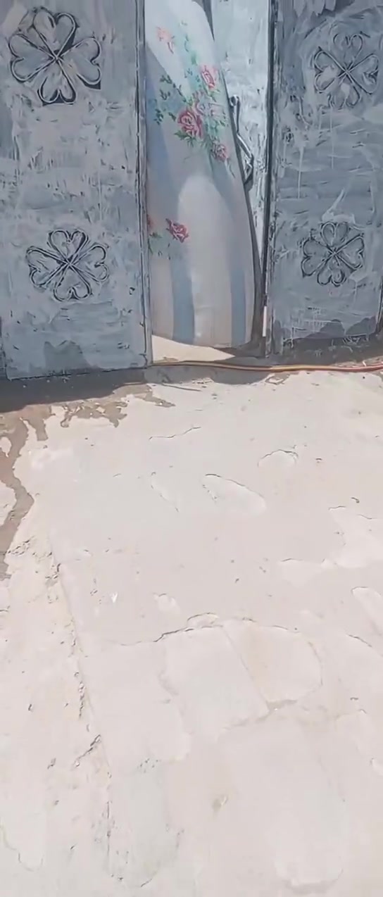 دار للبيع في حي الملاين الثانيه قرب ملعب الشمام مسحه 150وجه 7
للتوصل ***********
