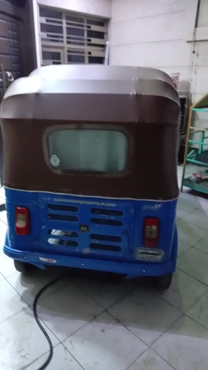 سلام عليكم تكتك ٢٠للبيع بيها شويه صبغ بلغد كلش عليل تكحيل بحتبر *********** سعرها ٧ونص
